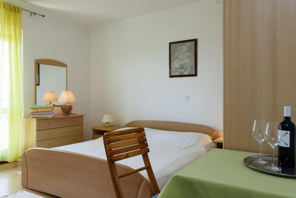 Apartment Stefani Хвар Экстерьер фото